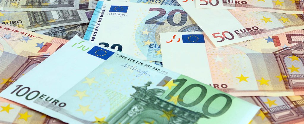 Spain-euro-bills